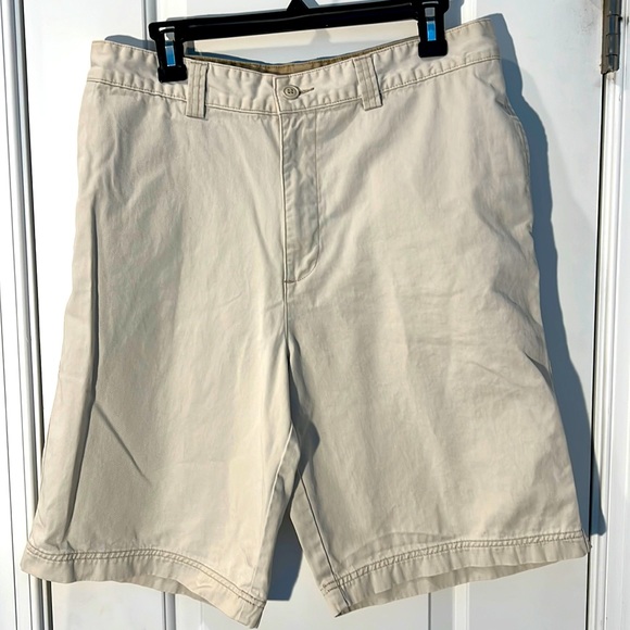 Old Navy Khaki Shorts Men S
